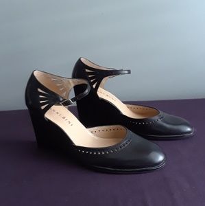 Gianni Bini Mary Jane wedges